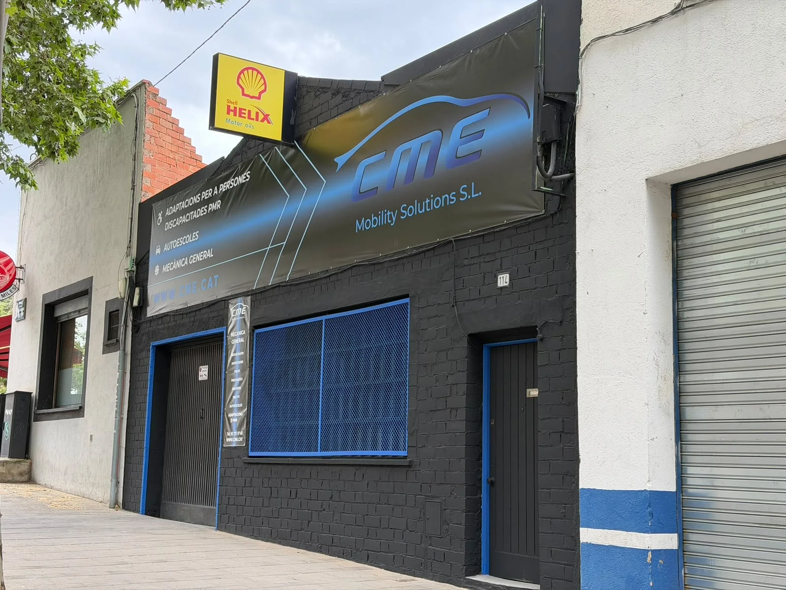 Fachada del taller CME en Terrassa